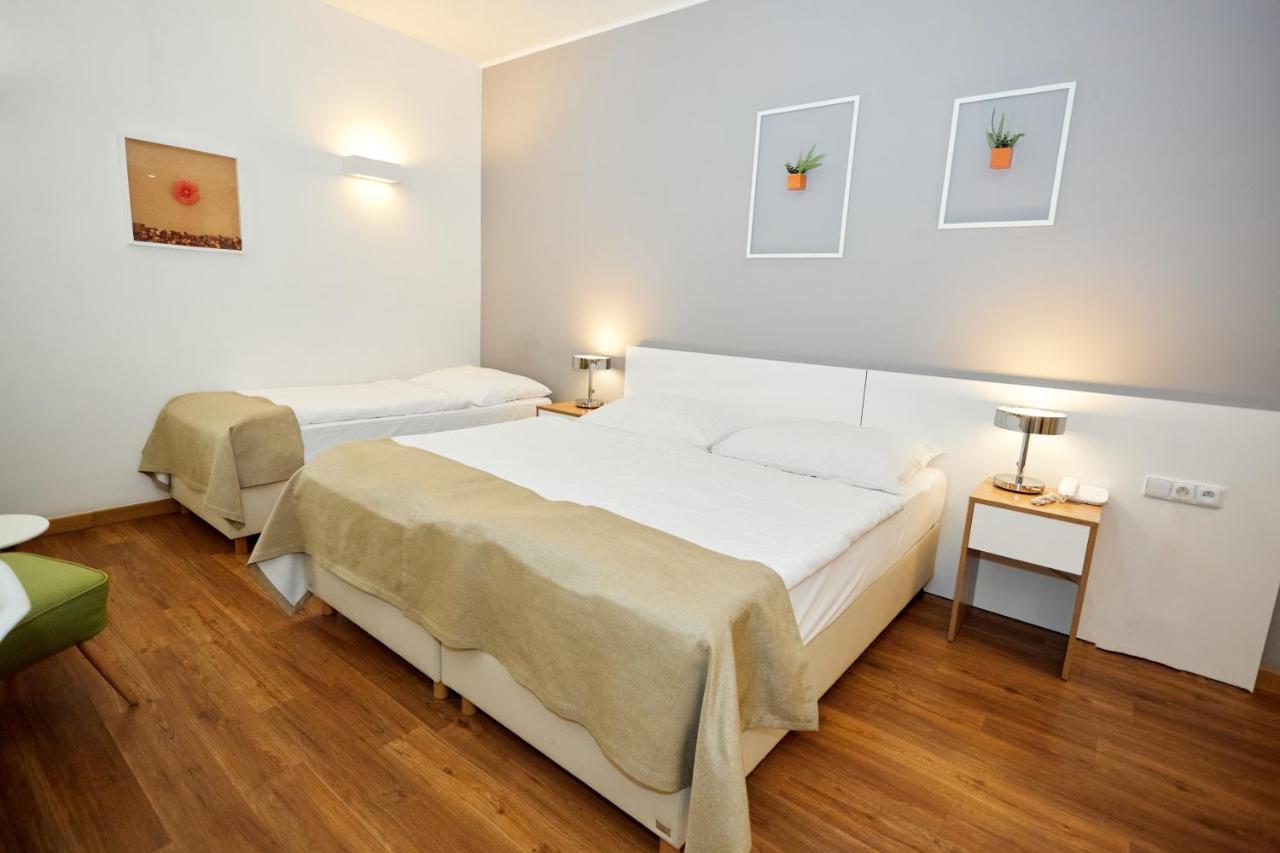 Otel Garden Court